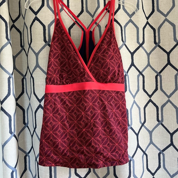 L.L. Bean swim top coral maroon geometric pattern - Picture 7 of 7